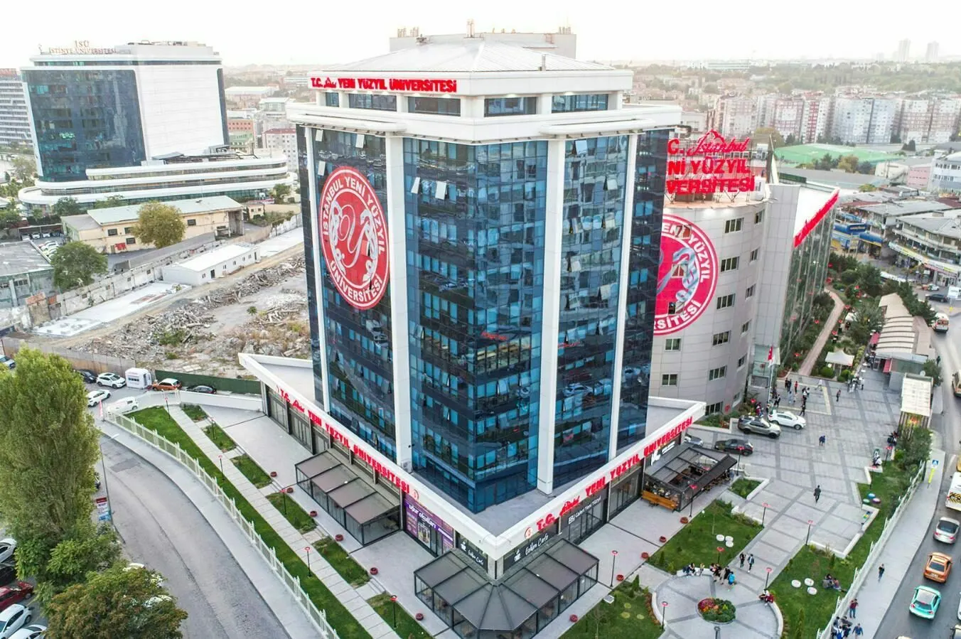 Nisantasi University